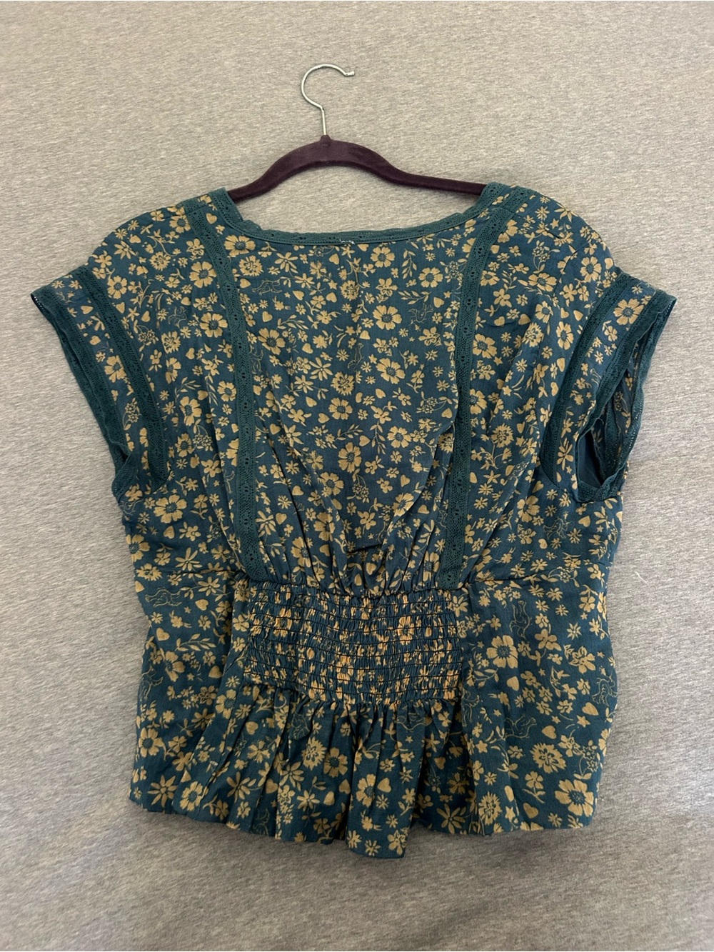 Free people top size medium - Picture 2 of 3